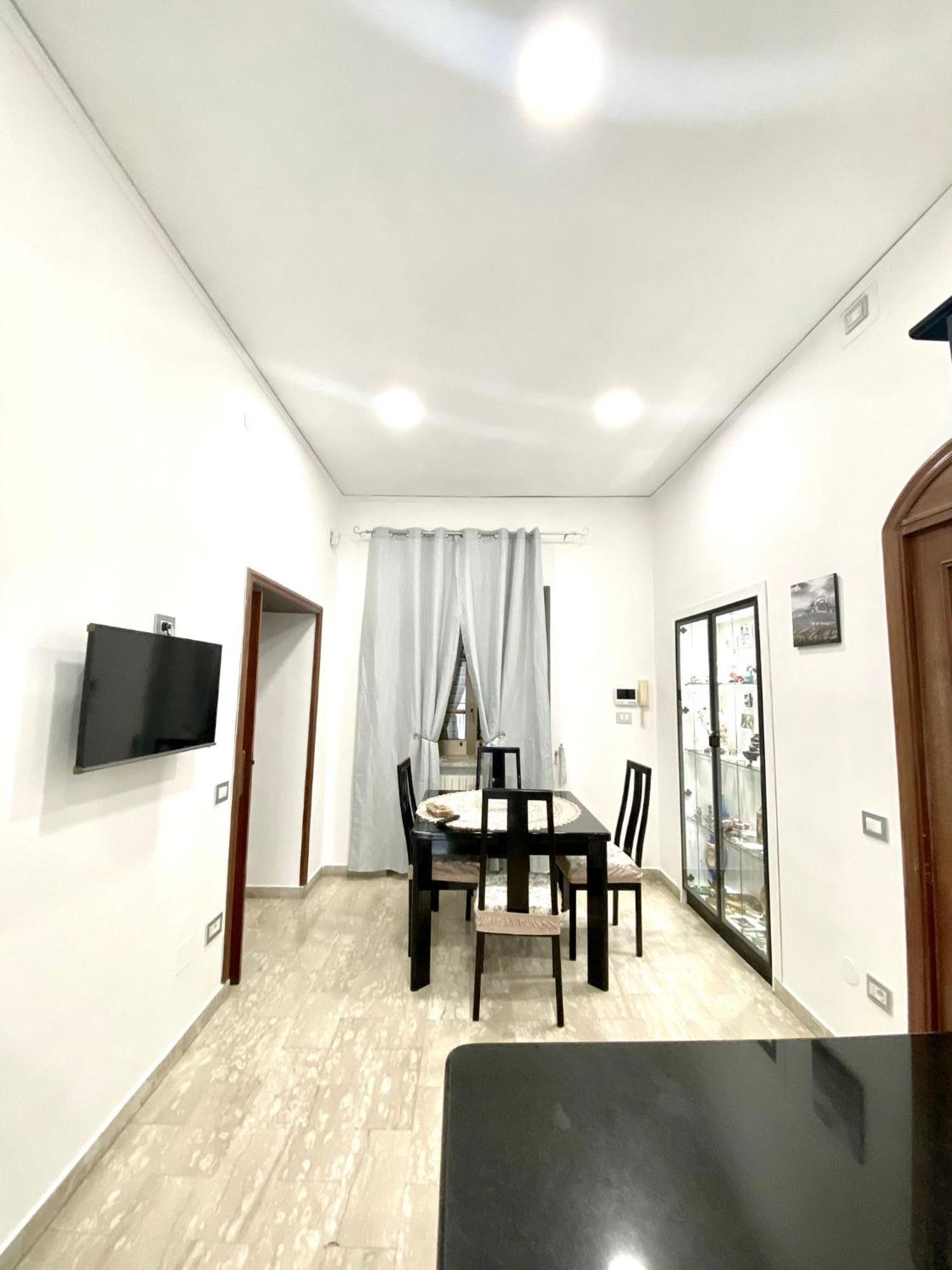 Castellano Apartment Неаполь Экстерьер фото
