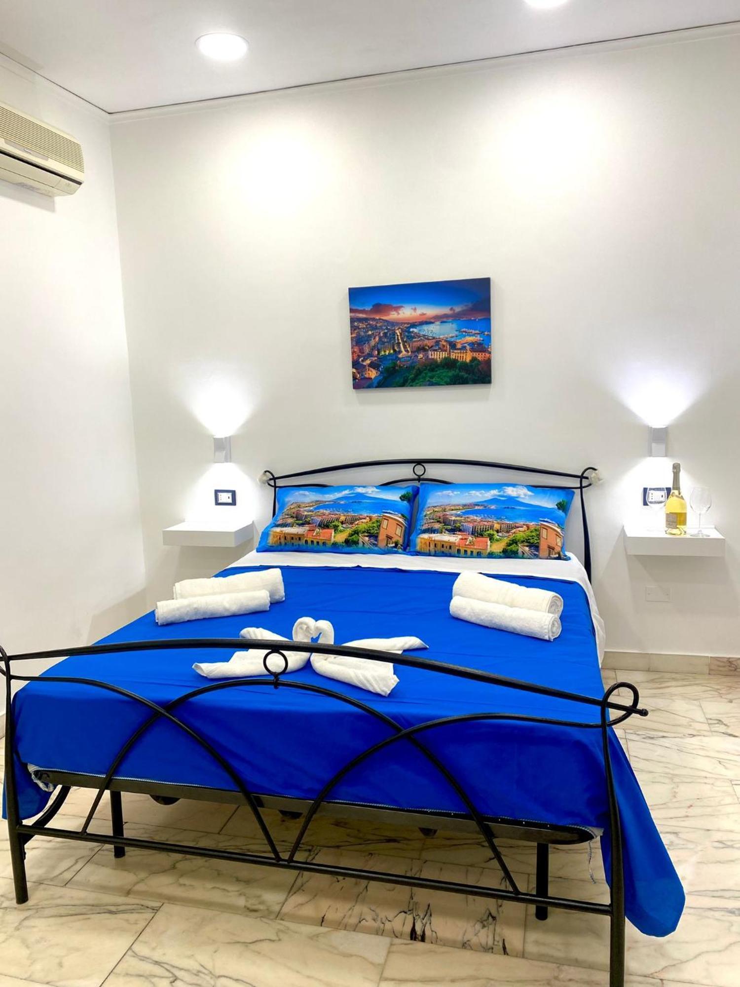 Castellano Apartment Неаполь Экстерьер фото
