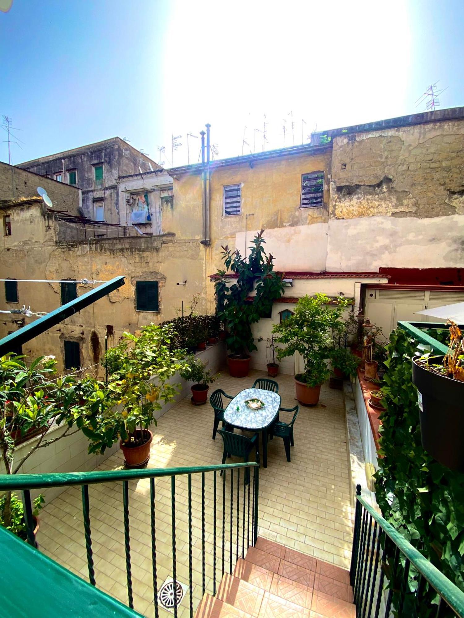 Castellano Apartment Неаполь Экстерьер фото