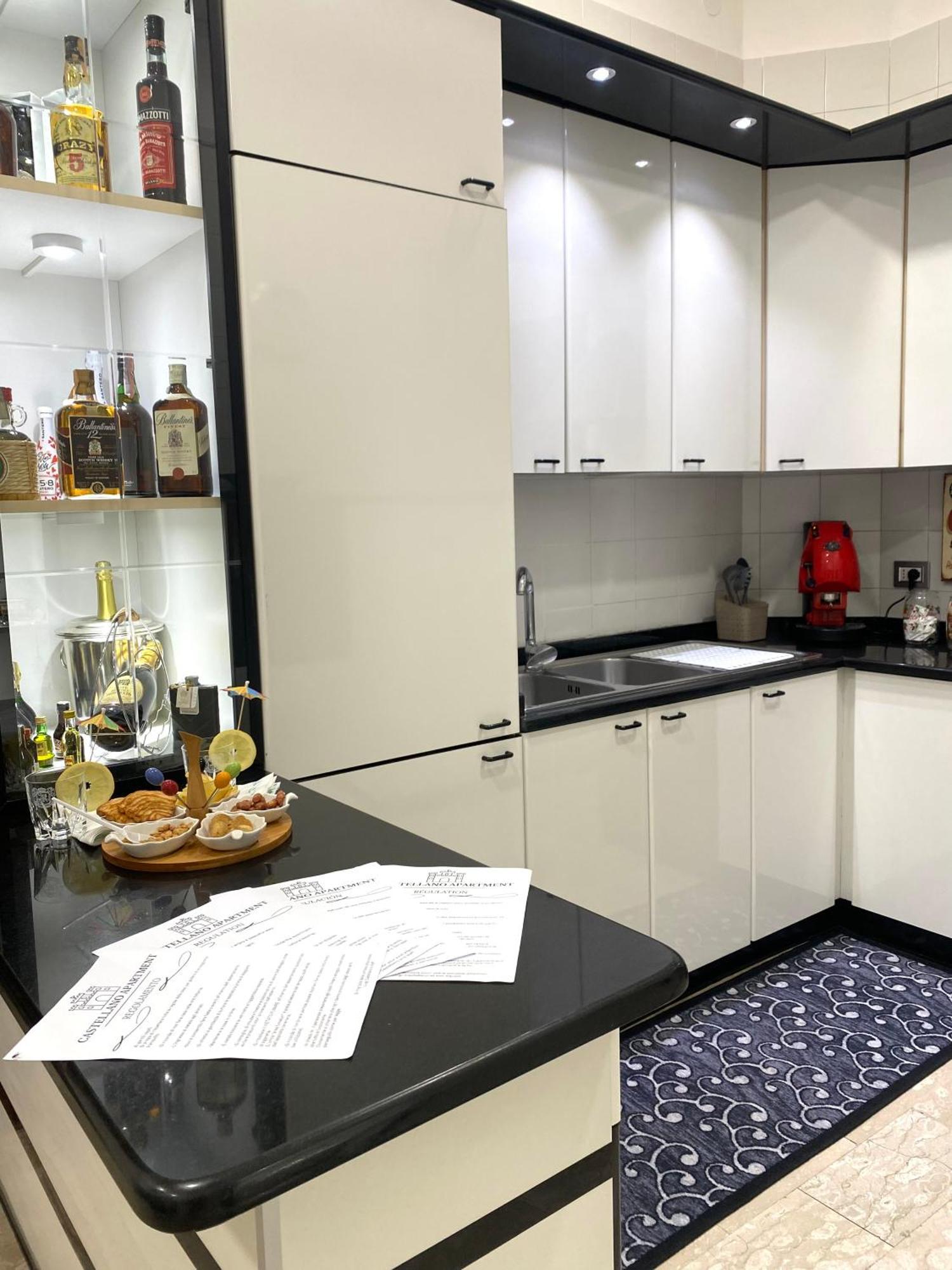 Castellano Apartment Неаполь Экстерьер фото