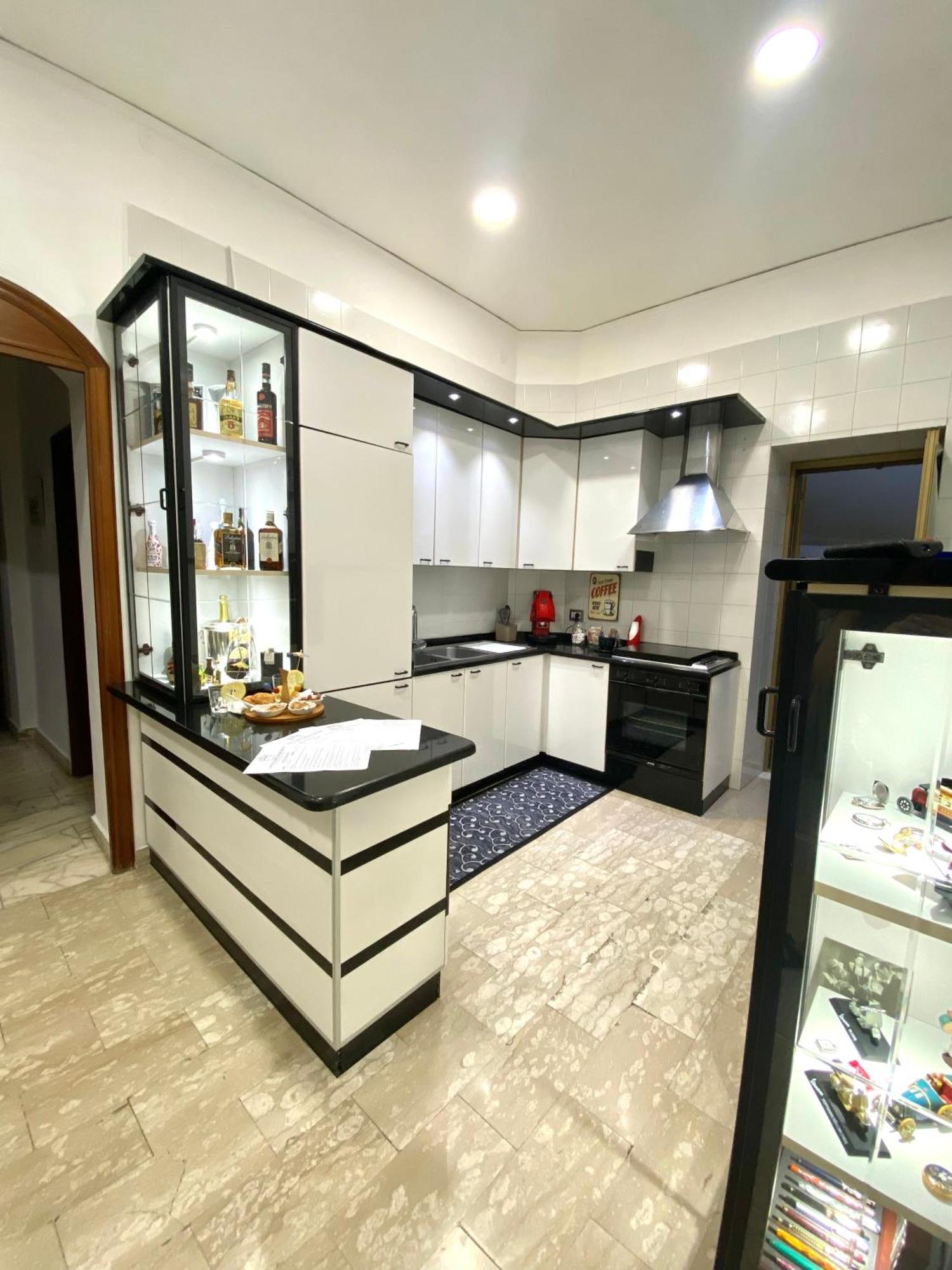 Castellano Apartment Неаполь Экстерьер фото