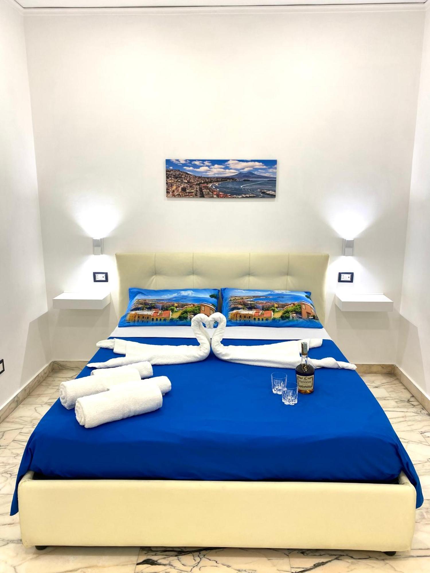 Castellano Apartment Неаполь Экстерьер фото